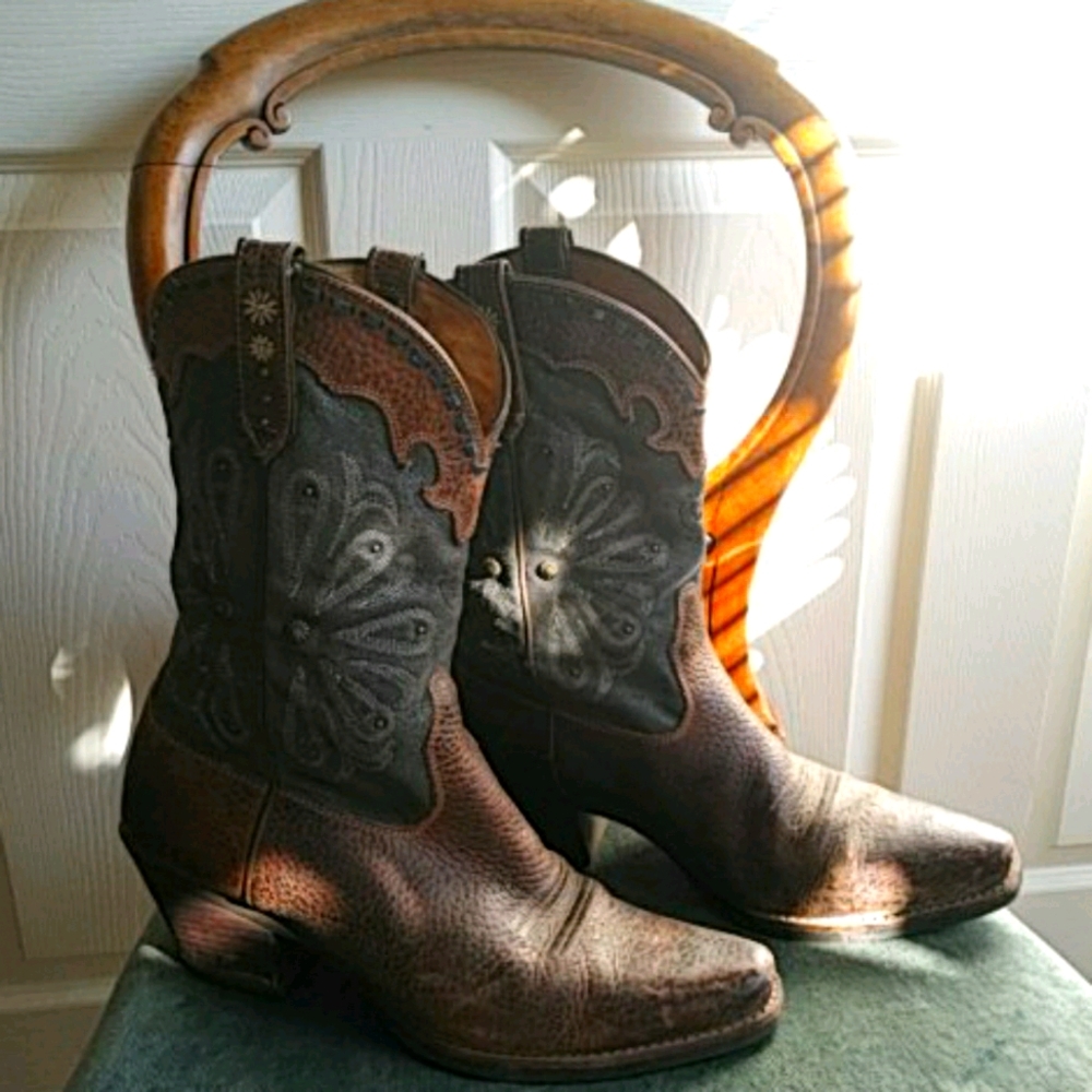 Ariat cowboy boots